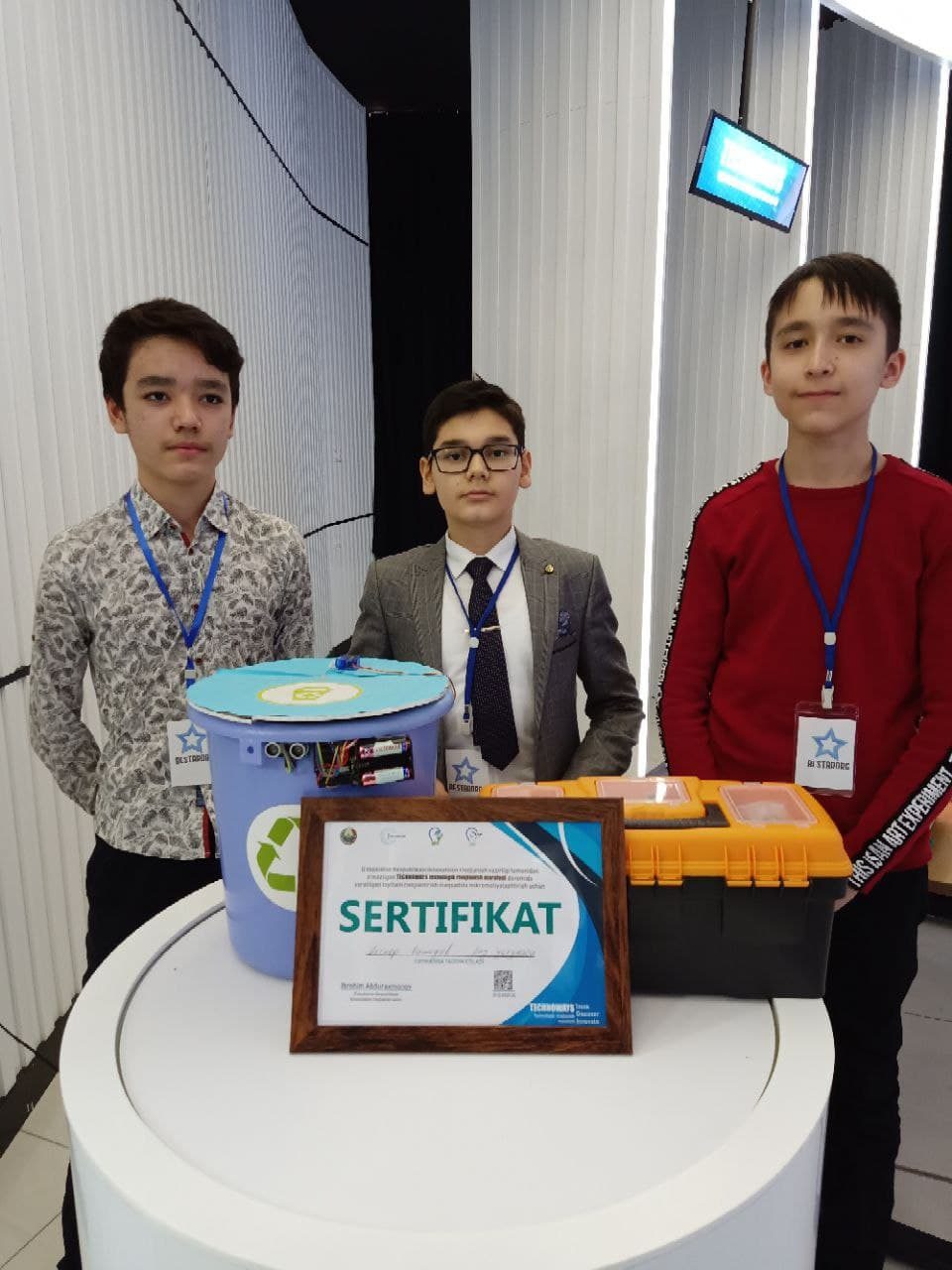 BESTARORG team with EcoBot smart dustbin at Technoways marathon